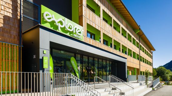 Das Sporthotel in Kärnten bietet nicht nur Sommers wie Winters ein großes Angebot, man wird auch mit einem vitalen und reichhaltigen Frühstücksbuffet, sowie mit dem Explorer 