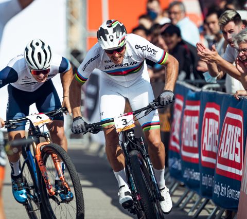 Simon beim Weltcup in Barcelona