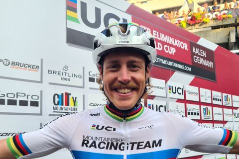 Simon gewinnt den Heimweltcup in Aalen