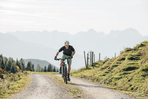 PyhrnPrielNationalparkKalkalpenBikenaufwaerts OberoesterreichTourismusGmbHStefanMayerhofer