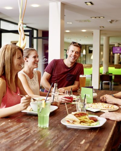 Die Explorer Hotels in Deutschland und Österreich sind das perfekte Basislager für den Sommer- und Winterurlaub in den Alpen.