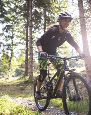 Radfahren im Sommer und Herbst rund um die Kitzbüheler Region. Urlaub im Explorer Hotel Kitzbühel in St. Johann in Tirol in Österreich.